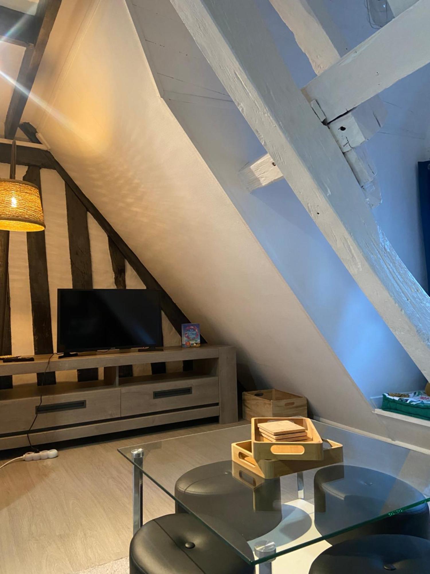 La Luciole Apartment Honfleur Exterior photo